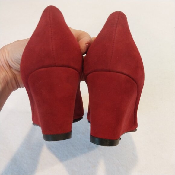 Stuart Weitzman Wedges Shoes Womens 7.5 Choke Up Burgundy Red Suede Pointed Toe, - Picture 11 of 11